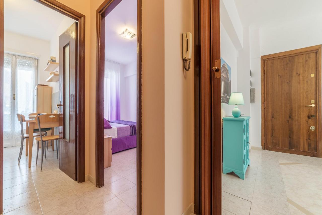 San Giovanni Apartment With Balcony Рим Екстериор снимка