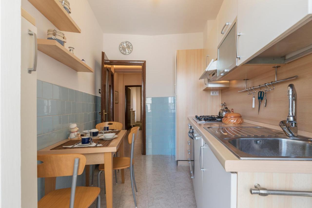 San Giovanni Apartment With Balcony Рим Екстериор снимка