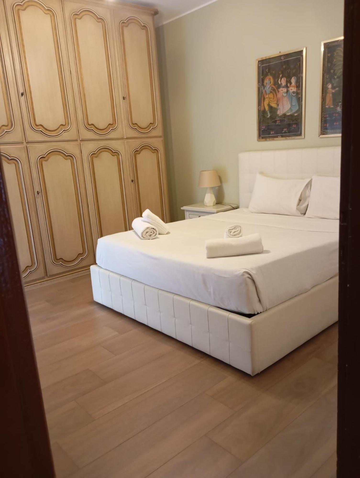 San Giovanni Apartment With Balcony Рим Екстериор снимка