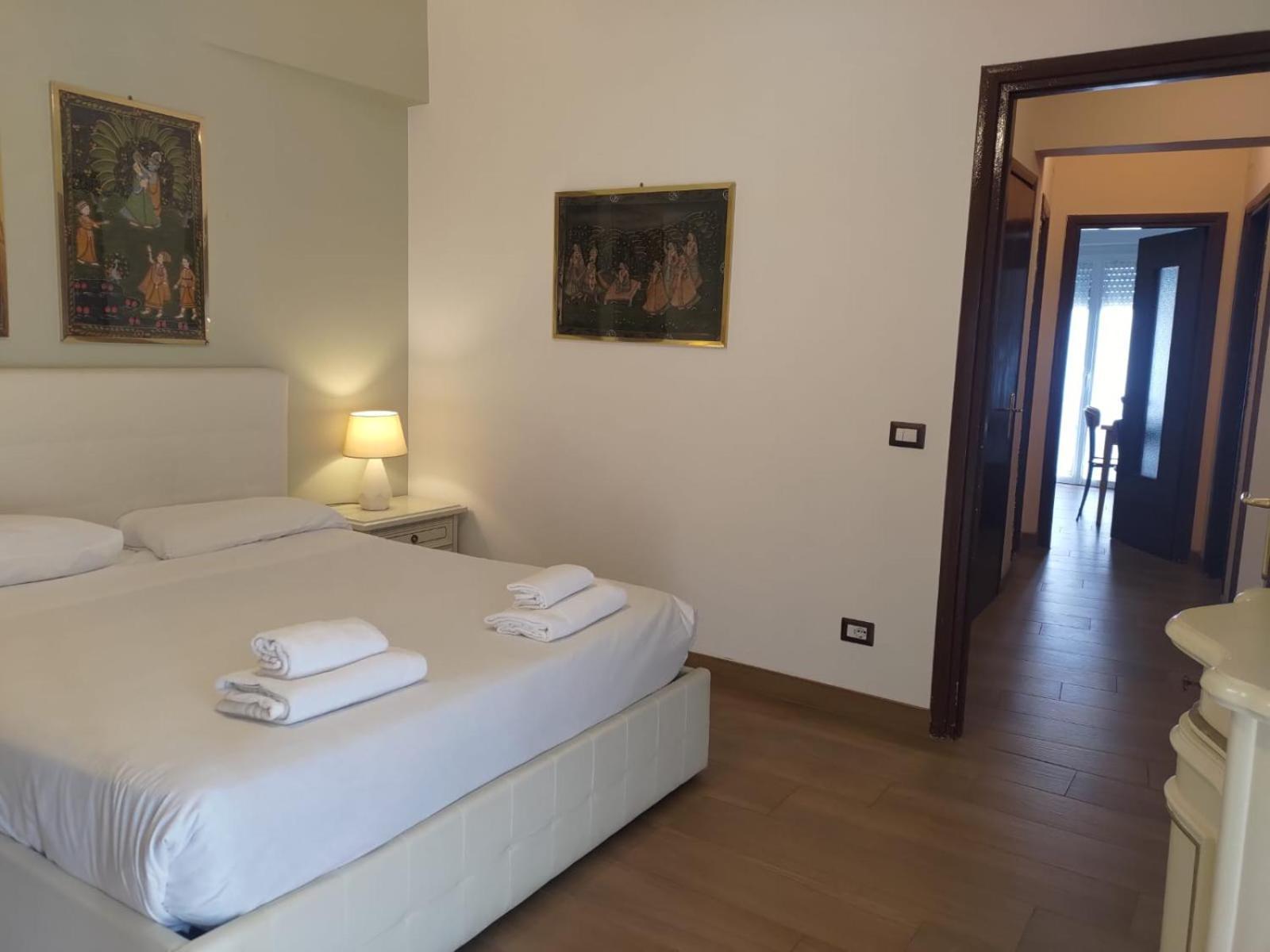 San Giovanni Apartment With Balcony Рим Екстериор снимка